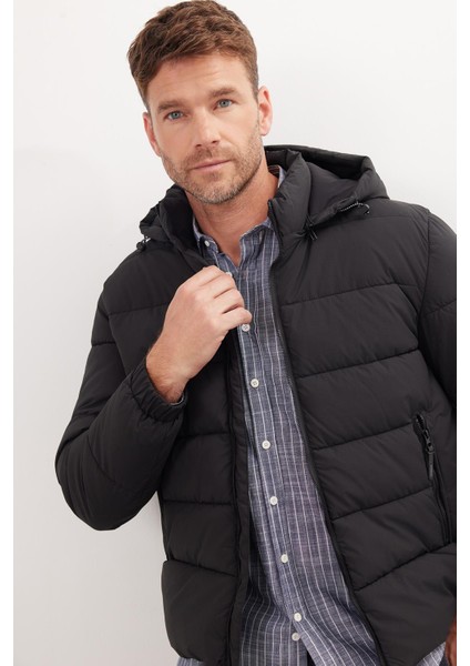 Erkek Relax Fit Rahat Kesim Çift Cepli Çıkarılabilir Kapüşonlu Siyah Şişme Mont fiyatları