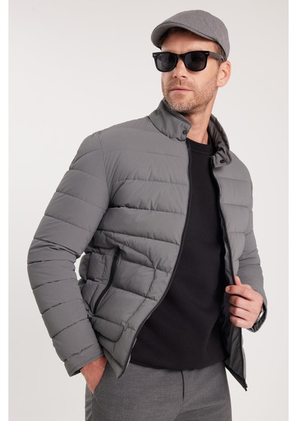 Erkek Regular Fit Klasik Kesim Dik Yaka Çift Cepli Sıcak Tutan Gri Şişme Mont