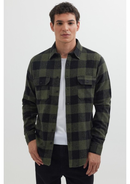 Erkek Slim Fit Dar Kesim Uzun Kollu Kapaklı Çift Cepli Kareli Kışlık Oduncu Gömlek