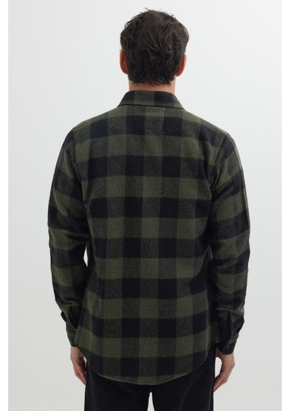 Erkek Slim Fit Dar Kesim Uzun Kollu Kapaklı Çift Cepli Kareli Kışlık Oduncu Gömlek