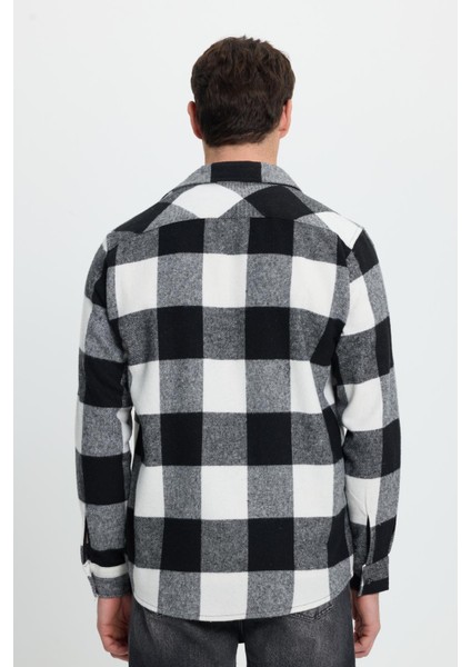 Erkek Regular Fit Klasik Kesim Kareli Cepli Oduncu Gömlek