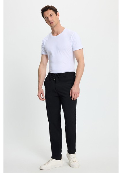 Erkek Slim Fit Dar Kesim Beli Lastikli Bağcık Detaylı Siyah Pantolon indirimleri