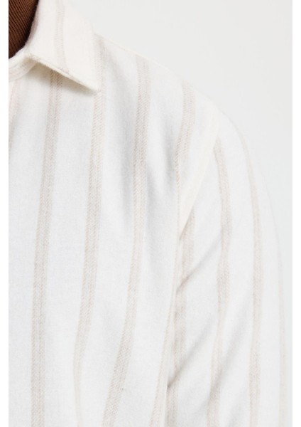 Erkek Slim Fit Dar Kesim Yaka Düğmeli Çizgili Oduncu Gömlek