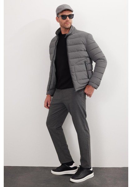 Erkek Regular Fit Klasik Kesim Dik Yaka Çift Cepli Sıcak Tutan Gri Şişme Mont fırsatları