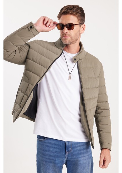 Erkek Regular Fit Klasik Kesim Dik Yaka Çift Cepli Sıcak Tutan Haki Şişme Mont