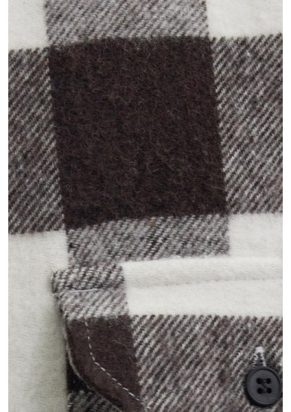 Erkek Slim Fit Dar Kesim Uzun Kollu Kapaklı Çift Cepli Kareli Kışlık Oduncu Gömlek