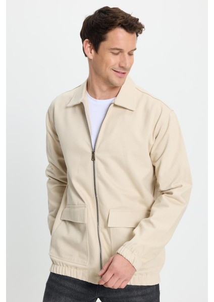Erkek Relax Fit Rahat Kesim Çift Cep Kapaklı Fermuarlı Beli Lastikli Düz Bej Ceket Mont Gömlek