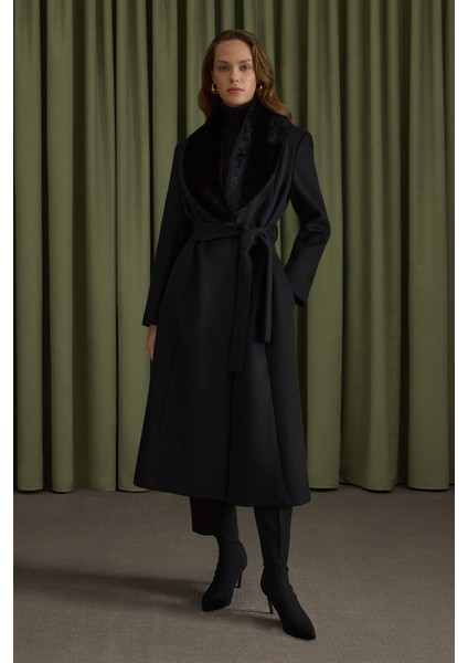 Seyyar Kürk Yakalı Manto