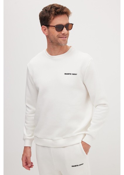 Erkek Relax Fit Pamuklu 3 Iplik Yumuşak Dokulu Içi Polarlı Bisiklet Yaka Beyaz Eşofman Takımı fırsatları