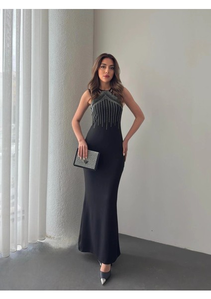 Kadın Omuz Çoklu Askılı Önü Taş Işlemeli Balık Kesim Janjan Krep Maxi Boy Elbise fırsatları