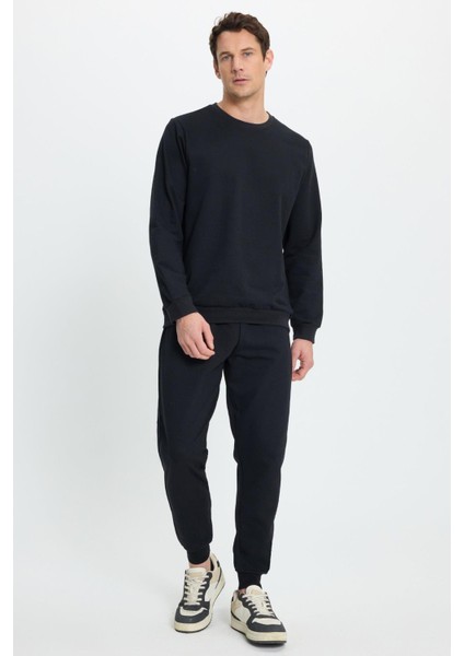 Erkek Relax Fit Pamuklu 2 Iplik Yumuşak Dokulu Bisiklet Yaka Siyah Eşofman Takımı