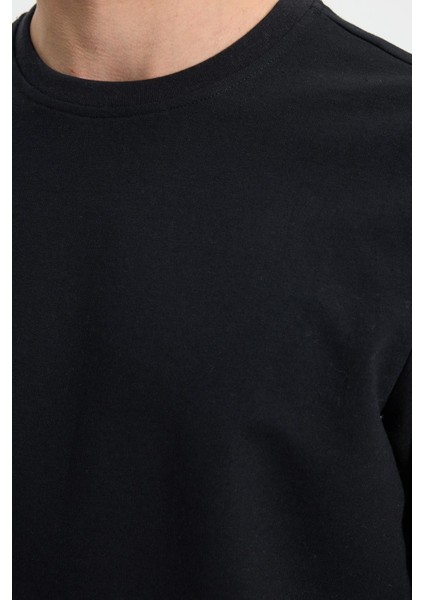 Erkek Relax Fit Pamuklu 2 Iplik Yumuşak Dokulu Bisiklet Yaka Siyah Eşofman Takımı modelleri