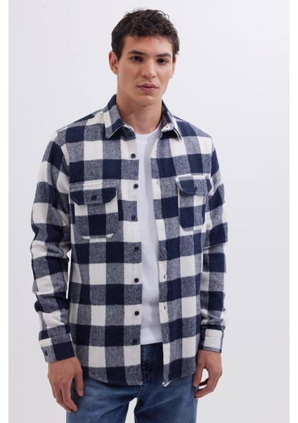 Erkek Slim Fit Dar Kesim Uzun Kollu Kapaklı Çift Cepli Kareli Kışlık Oduncu Gömlek
