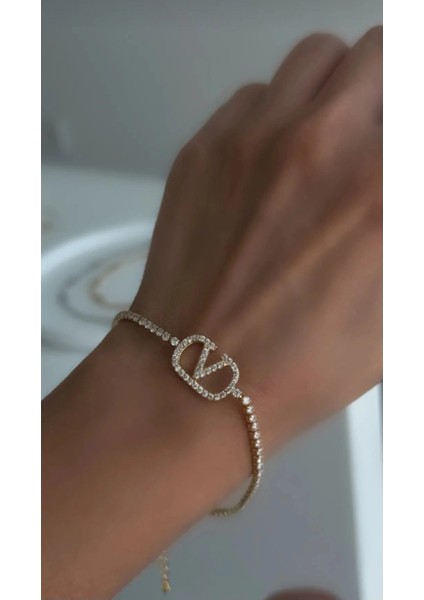 Özel Seri Marka Model Suyolu Taşlı Bileklik fiyatları