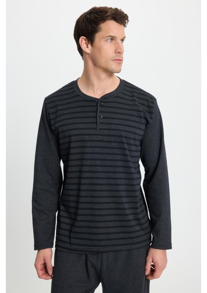 Erkek Regular Fit Pamuklu Düğmeli Yaka Beli Lastikli Desenli Siyah Pijama Takımı fiyatları