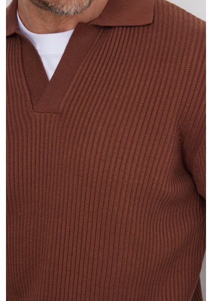 Erkek Standart Fit Normal Kesim Pamuklu Polo V Yaka Kahverengi Kazak modelleri