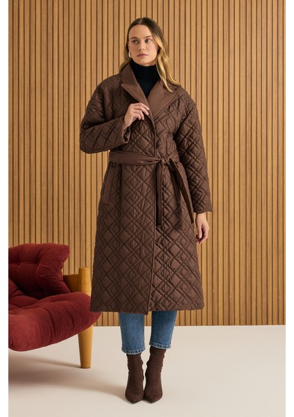 Seyyar Kuşaklı Kapitone Mont