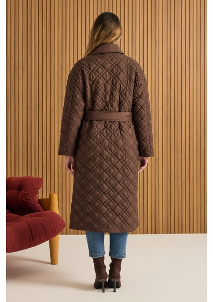 Seyyar Kuşaklı Kapitone Mont