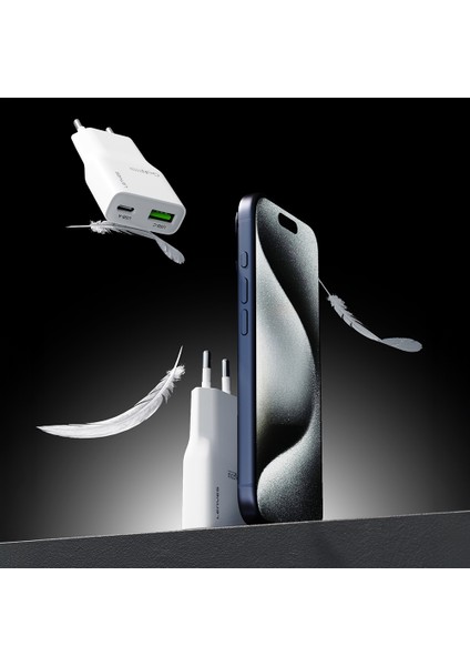 LCH11 Type-C To Lightning Gan Teknolojili Pd Hızlı Şarj Özellikli Kablolu Şarj Seti 20W Beyaz modelleri