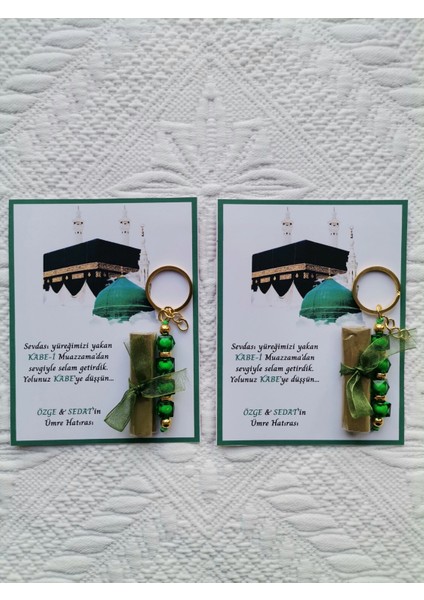 48 Adet Kişiye Özel Tasarım Hac Umre Mevlid Hatırası Dağıtmalık Hediyelik Yeşil Anahtarlık ve Kına fiyatları