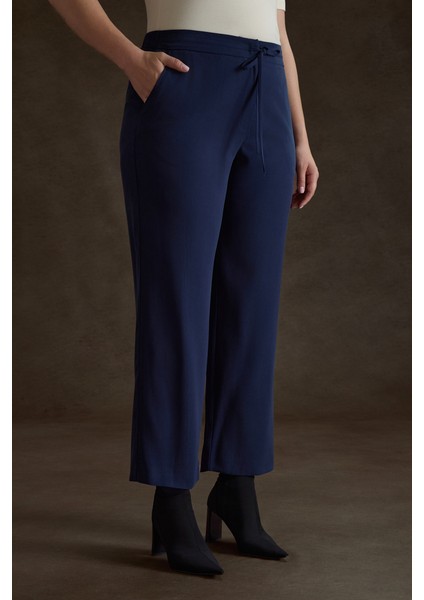 Beli Bağcıklı Tencel Pantolon modelleri