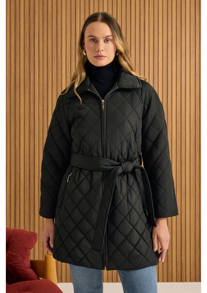 Fermuarlı Seyyar Kuşaklı Kapitone Mont