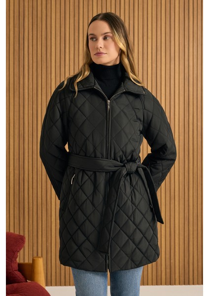 Fermuarlı Seyyar Kuşaklı Kapitone Mont modelleri