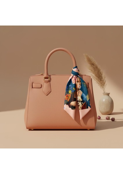 Çiçekli Kadın Desenli Bandana Fular fiyatları