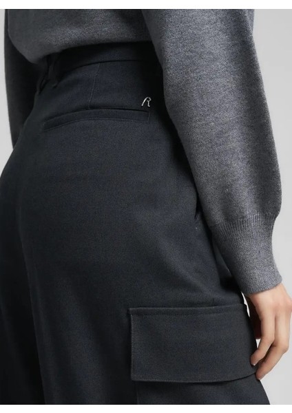 Kadın Koyu Gri Geniş Paça Kargo Pantolon indirimleri