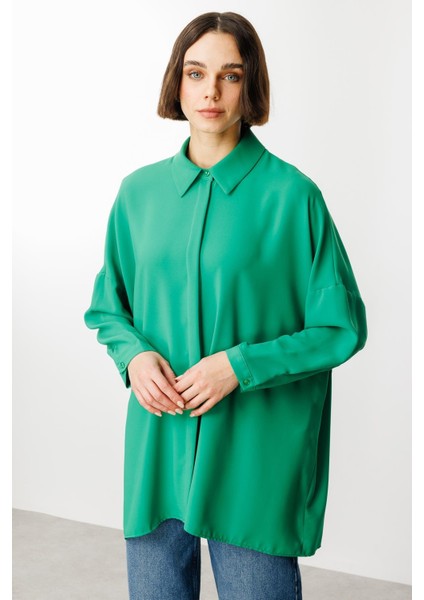 Özel Kalıp Zamansız Akıcı Kumaştan Bluz Tunik-B.yeşil fiyatları