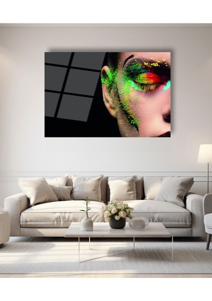 Makyajlı Kadın Cam Tablo
