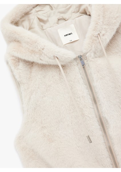 Kolsuz Kapüşonlu Fermuarlı Peluş Yelek indirimleri