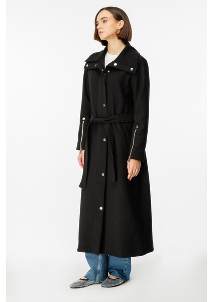 Ottomans Özel Dokuma Örme Aksesuar Detaylı Baharlık Astarlı Kap Trench-Siyah