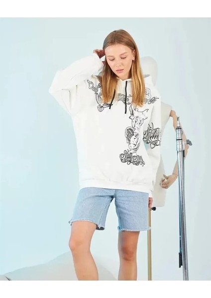Kapüşonlu Strong Heykel Baskılı Sweatshirt Beyaz