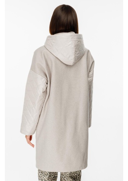 Sporty Kaşe ve Kapitone Uyumlu Özel Kaban-Gümüş