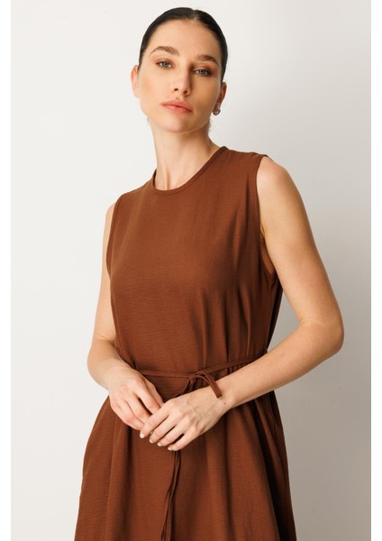 Aller Üst Beden ve Jile Iç Kombin Ipekçe Elbise Ferace-Kahve