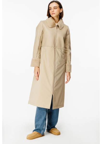 Camo Içi Yumuşak Kürk Kaplı Deri Görünümlü Üst Beden ve Dolgulu Spor Özel Kumaş Kaban Manto-Taş