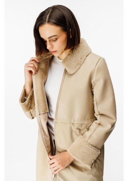 Camo Içi Yumuşak Kürk Kaplı Deri Görünümlü Üst Beden ve Dolgulu Spor Özel Kumaş Kaban Manto-Taş fırsatları