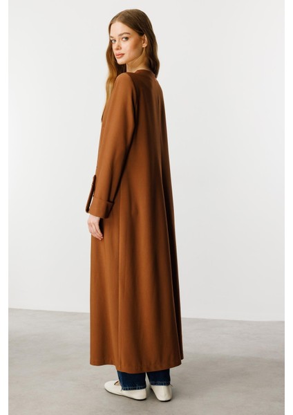 Özel Dökümlü Kumaş Aksesuarlı Kap/ Ferace-Kahve