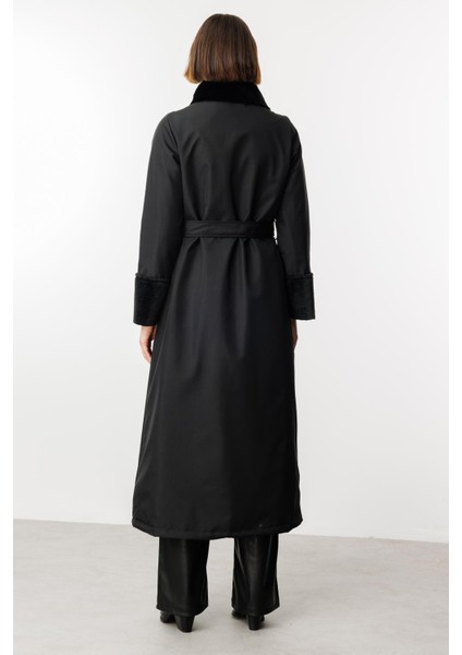 Suni Deri ve Soft Kürk Detaylı Dolgulu Spor Kaban Manto-Siyah