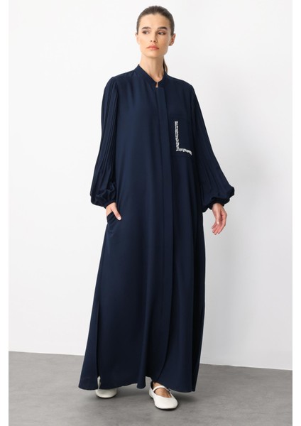 Pilise Kol ve Inci Cep Detaylı Ipekçe Kumaş Zamansız Ferace-Laci