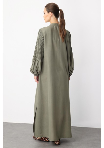 Pilise Kol ve Inci Cep Detaylı Ipekçe Kumaş Zamansız Ferace-Haki indirimleri