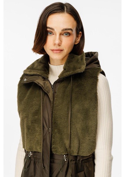 Puf Kapitone Dolgulu Soft Peluş Garni Yelek-Haki