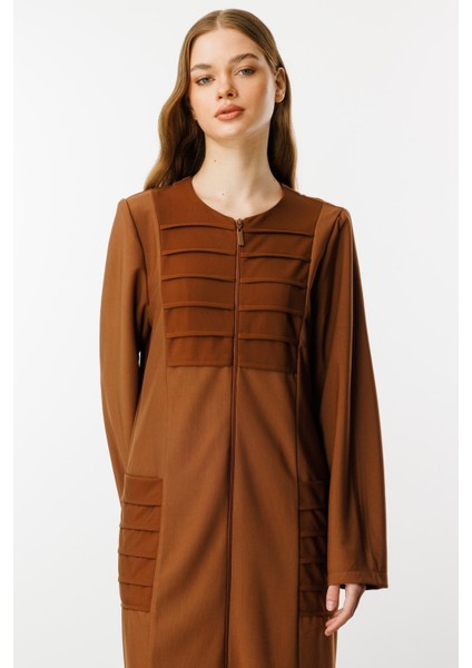 Nervur Detaylı Spor Dökümlü Kumaş Ferace Kap-Kahve fiyatları