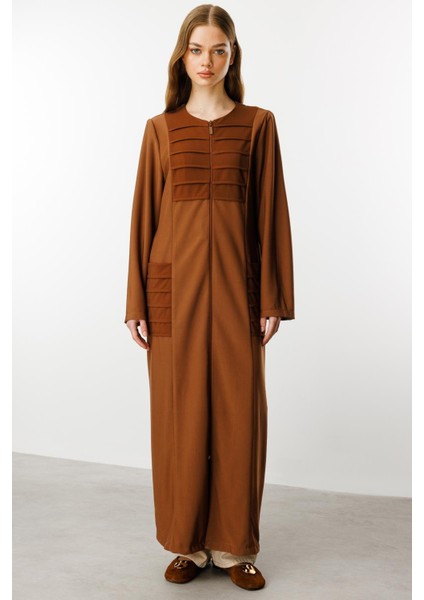 Nervur Detaylı Spor Dökümlü Kumaş Ferace Kap-Kahve modelleri