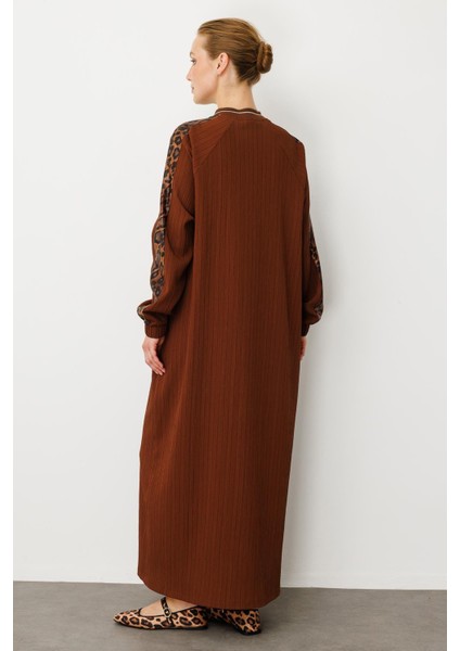 Leopar Omuz Detaylı Dokuma Kumaş Ferace Kap-Kahve indirimleri