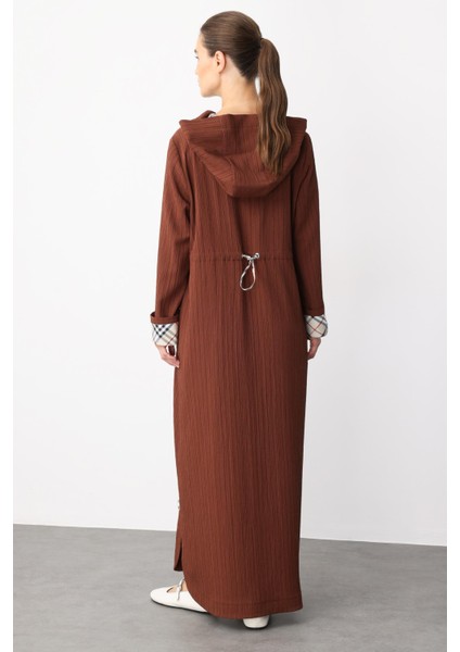 x Garni Spor Ince Hafif Özel Dokulu Zamansız Ferace Kap-Kahve fırsatları