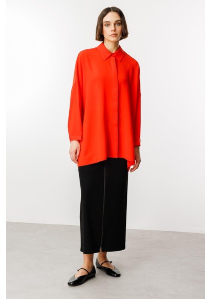 Özel Kalıp Zamansız Akıcı Kumaştan Bluz Tunik-Mercan