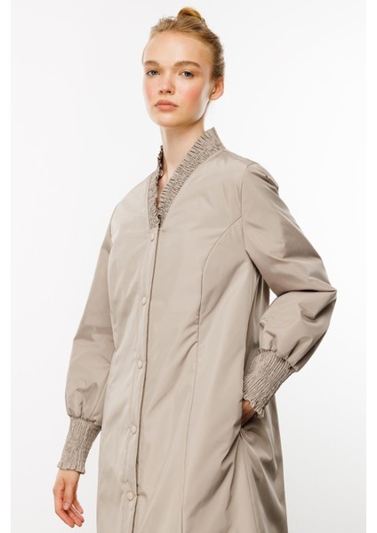 El Işi Yaka ve Kol Detaylı Iç Bedeni Dolgulu Özel Kaban Manto-Taş indirimleri