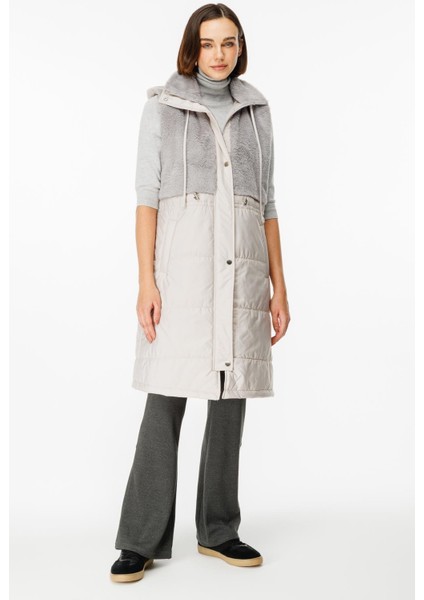 Puf Kapitone Dolgulu Soft Peluş Garni Yelek-Gümüş